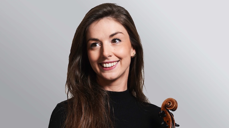 Violinist Amy Tress