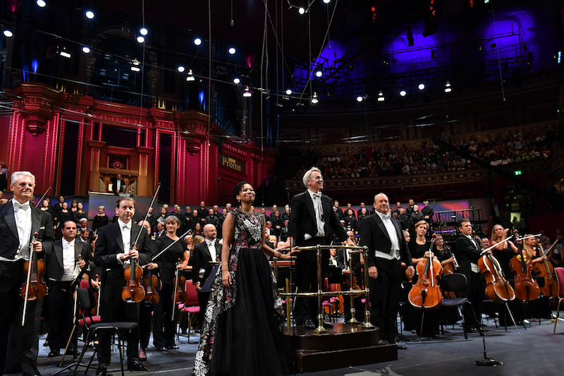 Golda Schultz, Richard Farnes and Johan Reuter take a bow