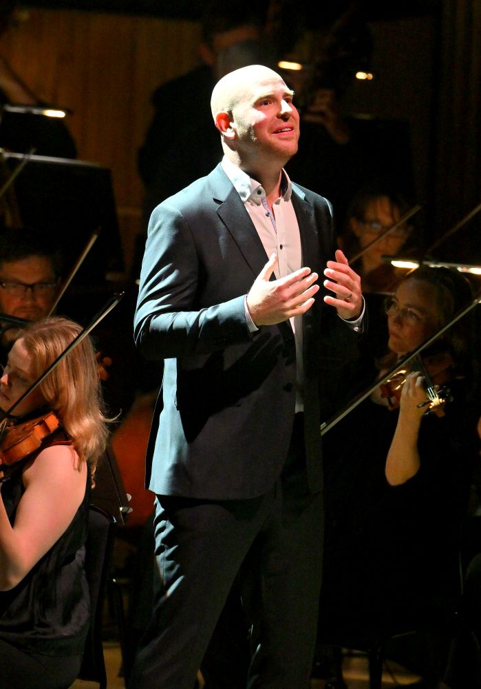 Derek Welton in Mahler 8