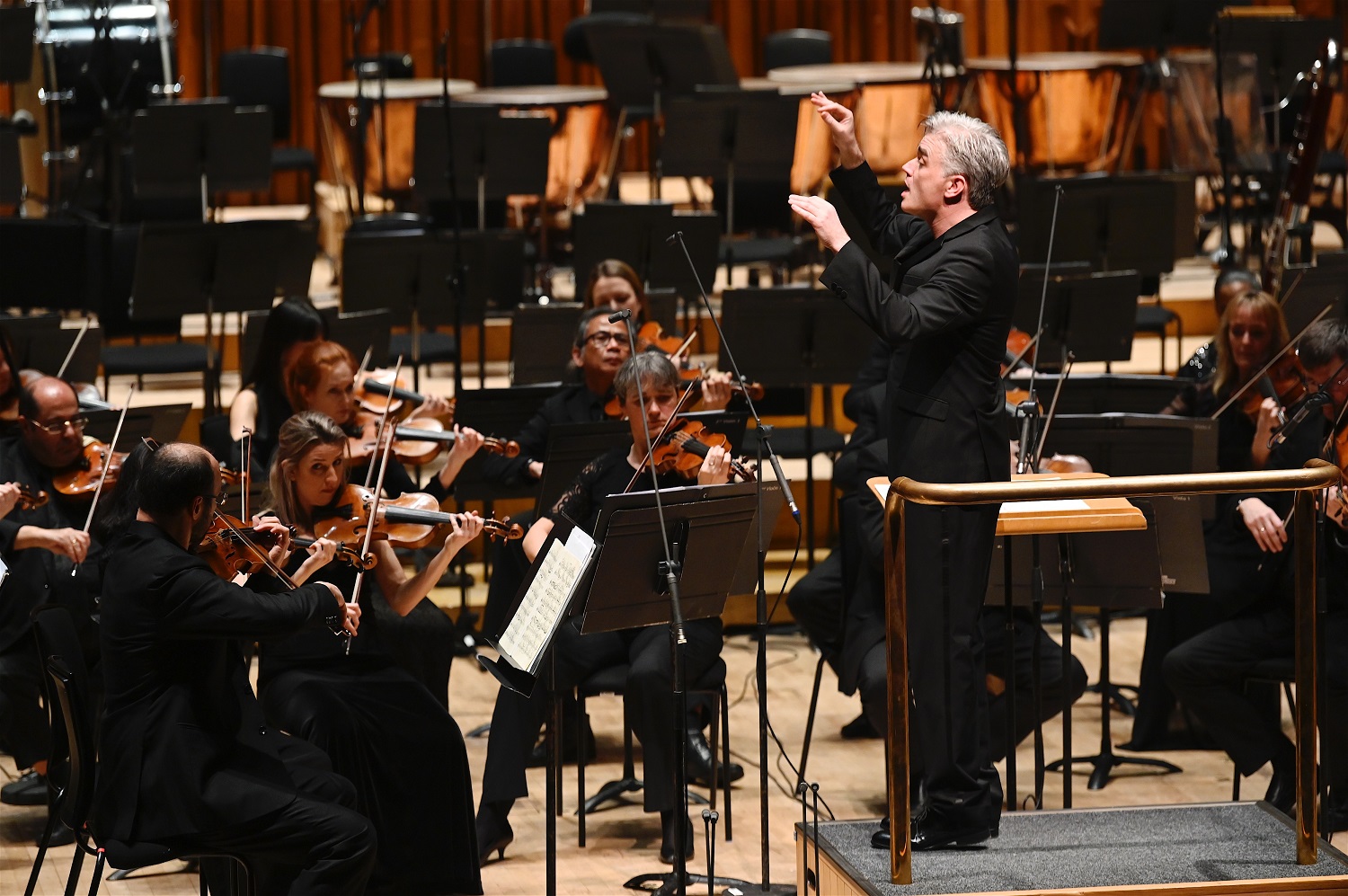 Edward Gardner conducts the BBC SO