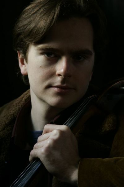 Oliver_Coates_cello
