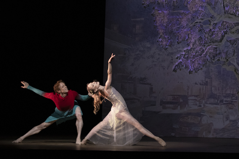 Edward Watson as Dante and Sarah Lamb as Beatrice