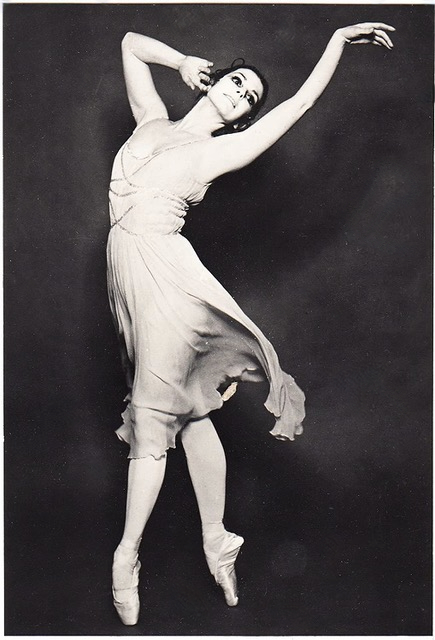 Lynn Seymour as Juliet, pic by Roy Round