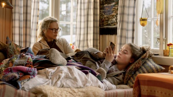 Ane Dahl Torp and Ella Overbye in Oslo Stories Trilogy: Dreams
