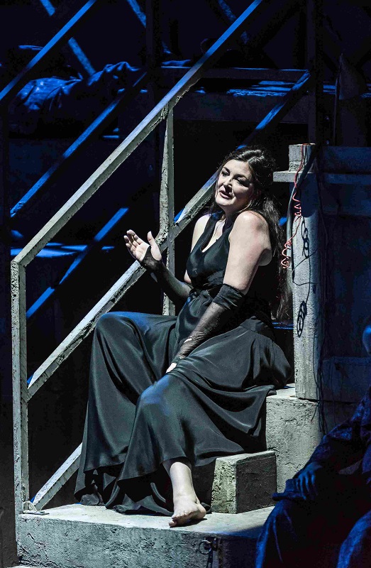 Sara Fulgoni as Marfa in WNO Khovanshchina