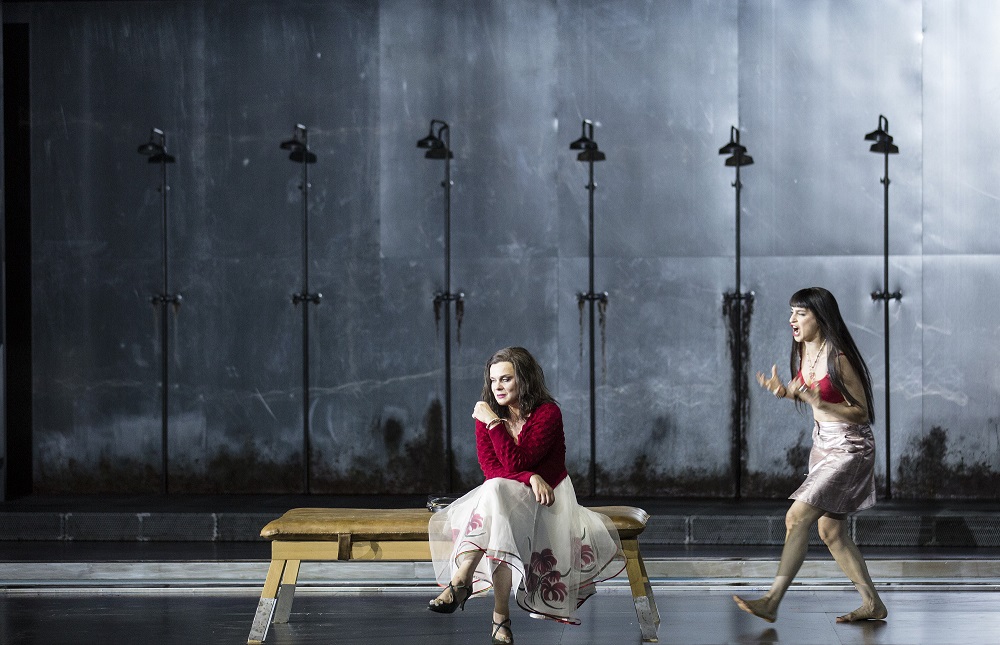 Elektra-Chrysothemis scene in Salzbyrg Elektra