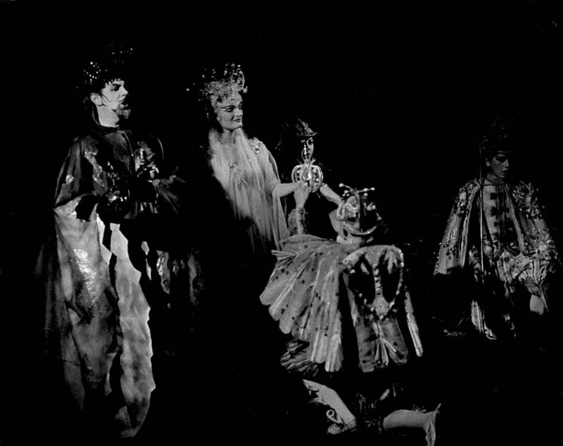 Alfred Deller as Oberon