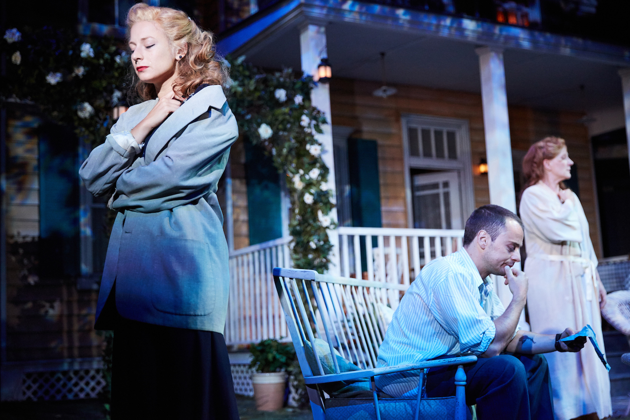 Francesca Zoutewelle, Alex Waldmann, Penny Downie in All My Sons